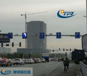 交通信号灯杆维修的注意事项