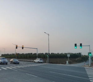 辽宁锦州信号灯项目